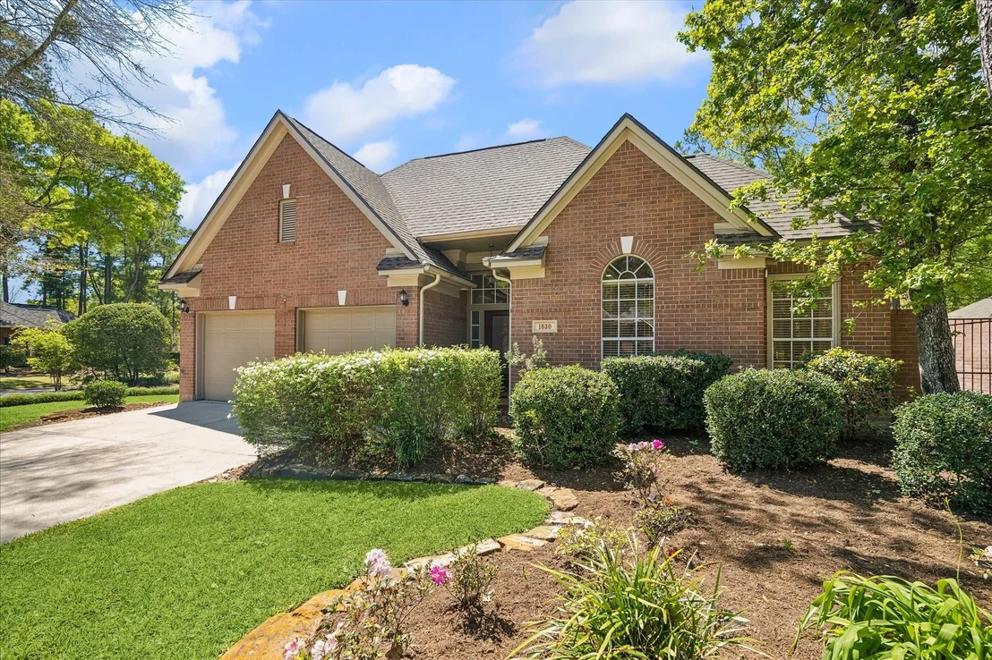 Photo of 1830 Breezin Court