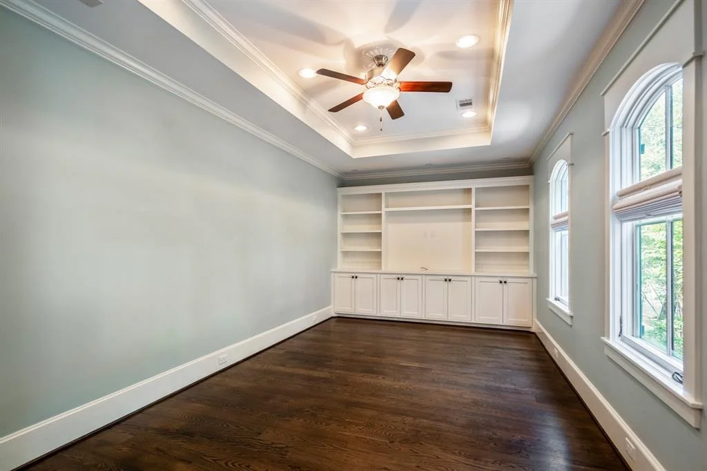 Photo of 6022 Lake Street
