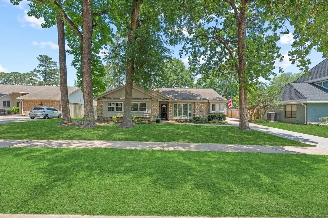 Photo of 14818 Cedar Point Drive