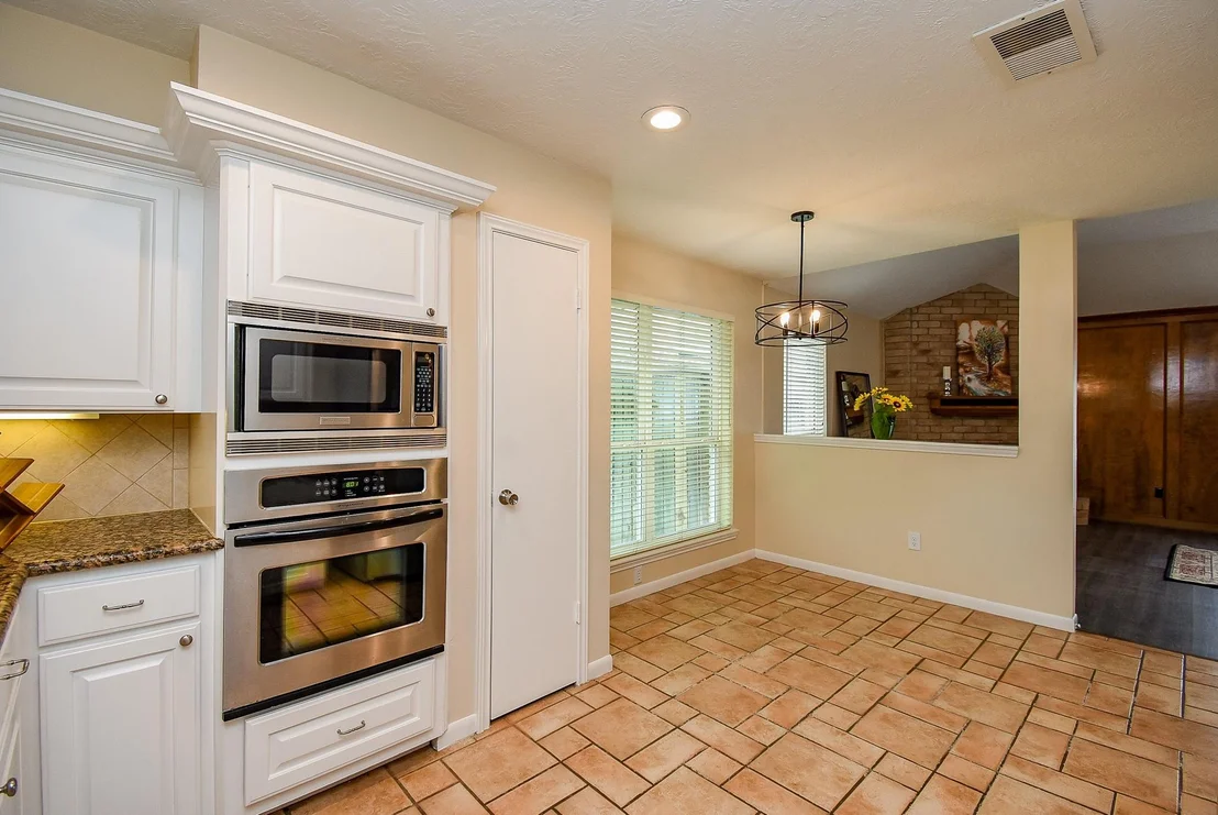 Photo of 1035 Western Meadows Drive
