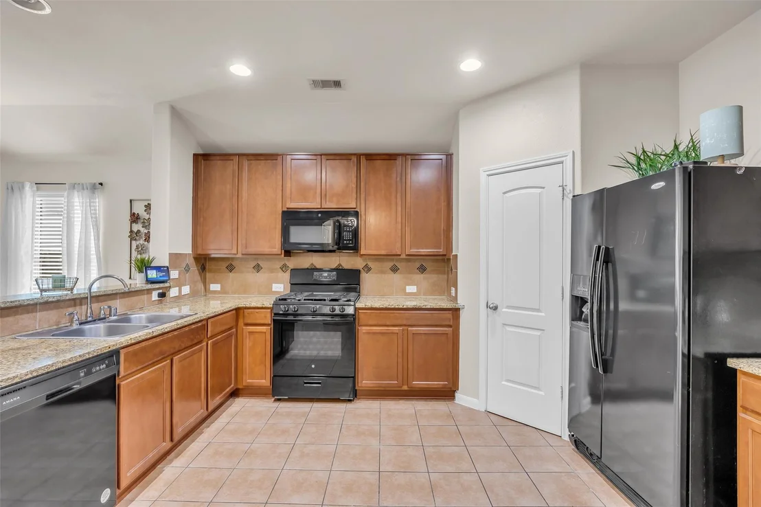 Photo of 28614 Lockeridge Farms Drive