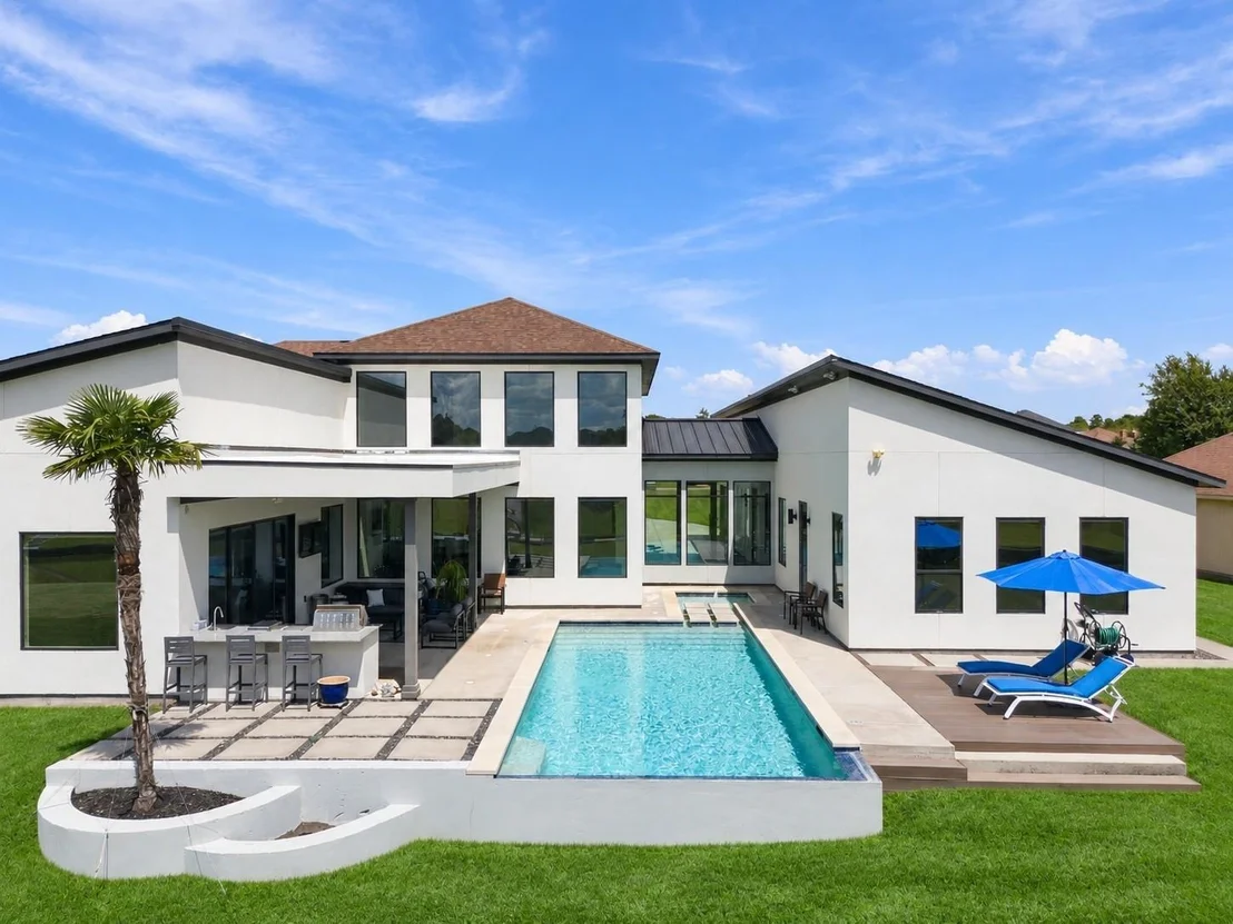 Photo of 11600 Grand Pine Drive