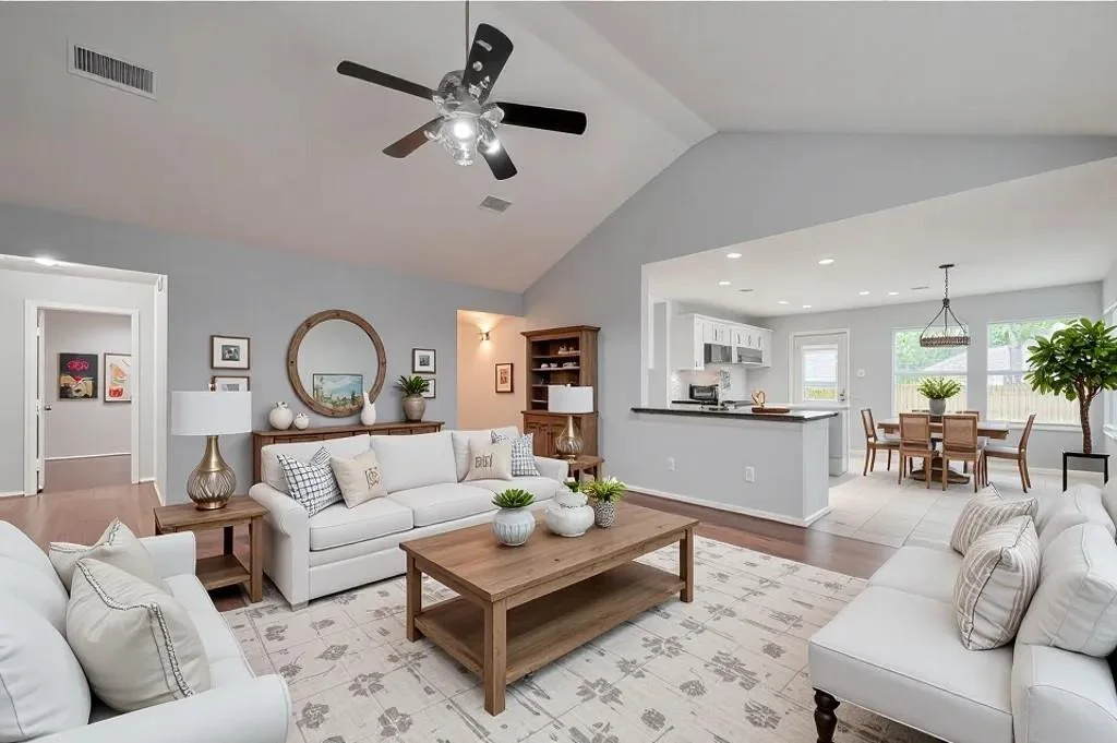 Photo of 31 Shimmer Pond Place