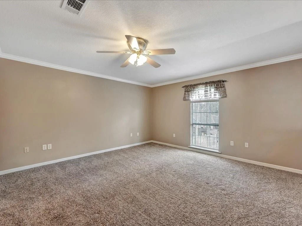 Photo of 1803 Live Oak Lane