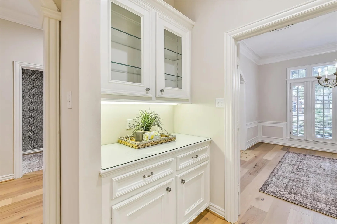 Photo of 11 Cypress Lake Place