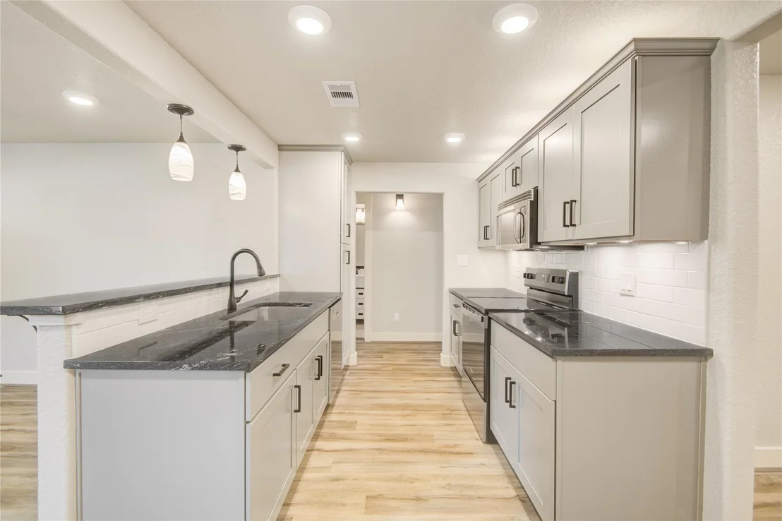 Photo of 214 2nd Street