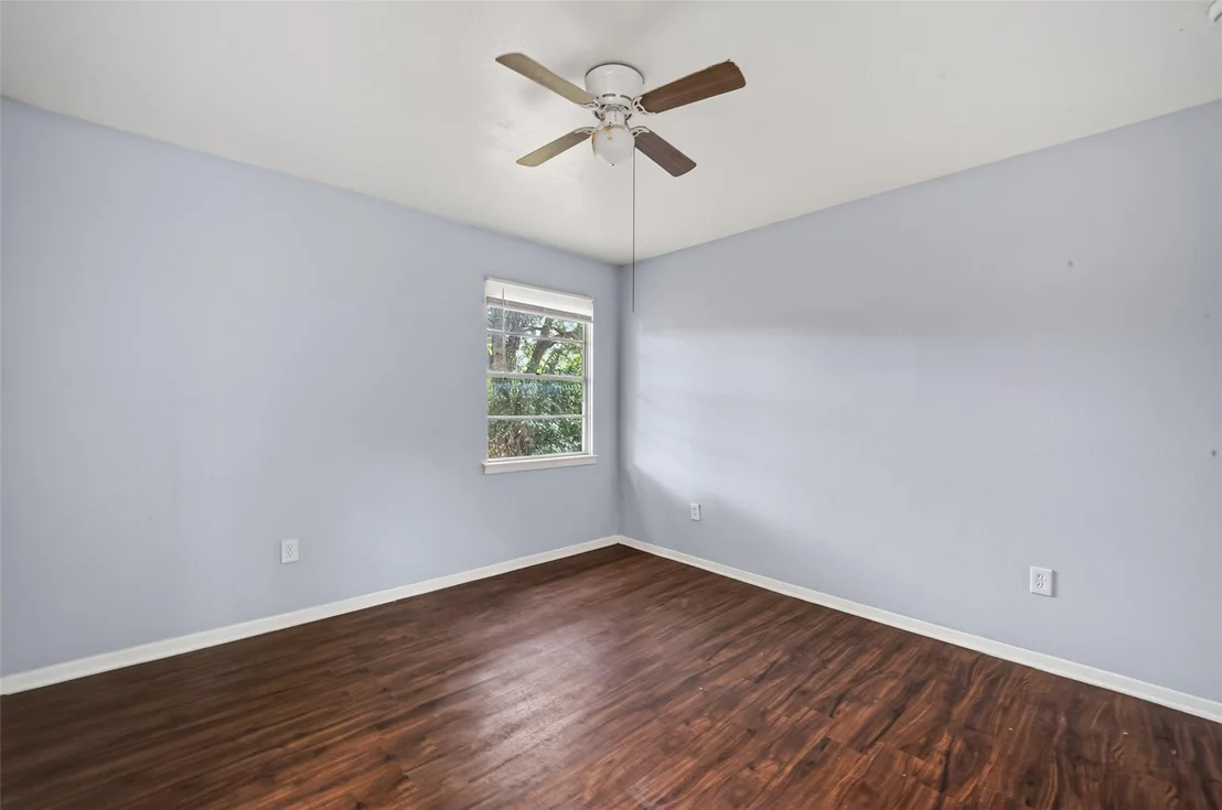 Photo of 3918 Tavenor Lane