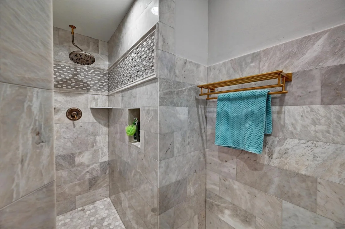 Photo of 9526 Deer Path Lane