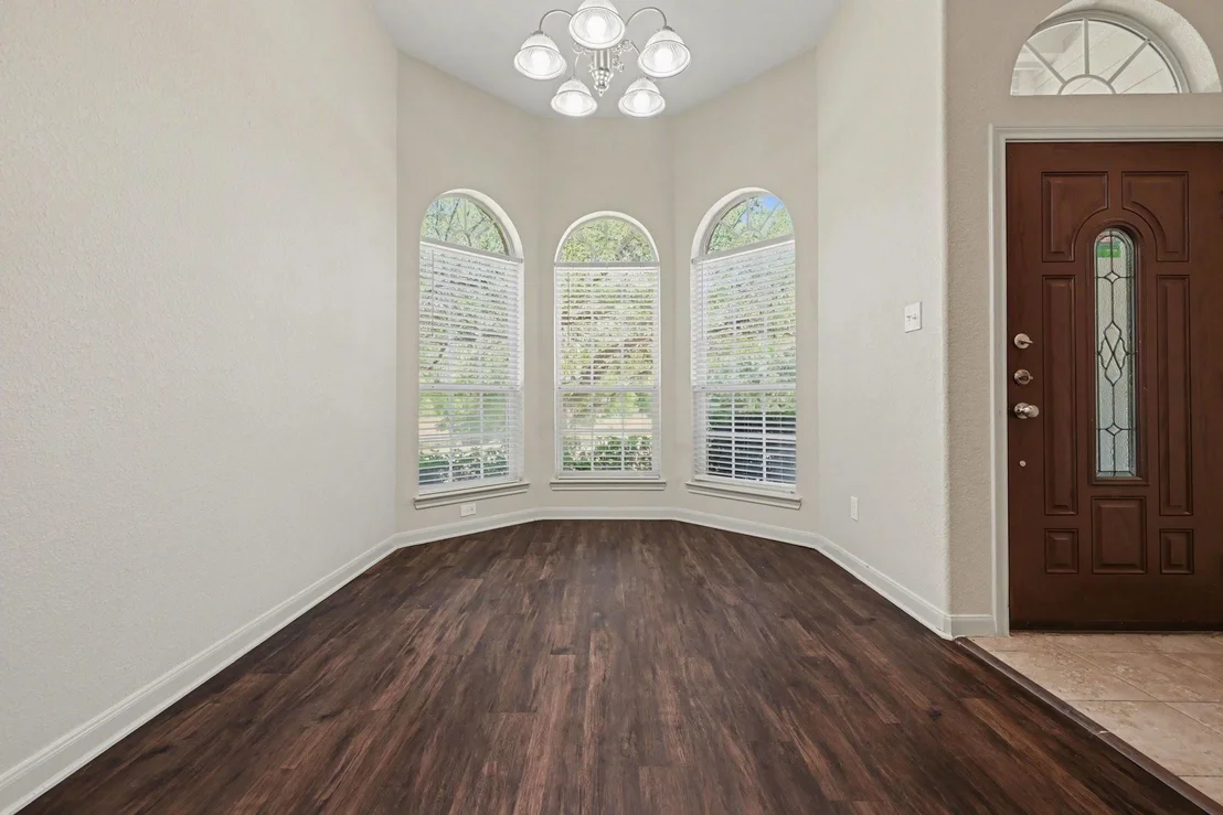 Photo of 4921 Summer Ridge Drive
