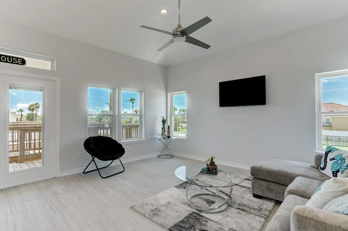 Photo of 302 Neptune Circle