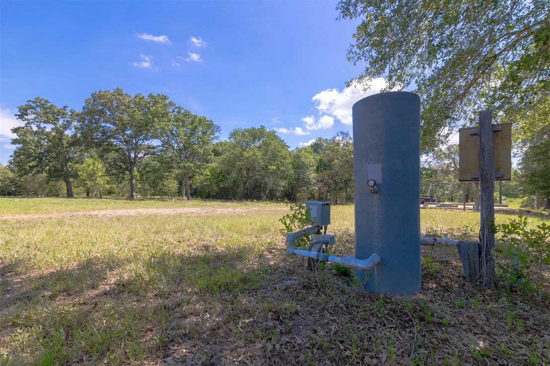 Photo of 27108 Highway 6
