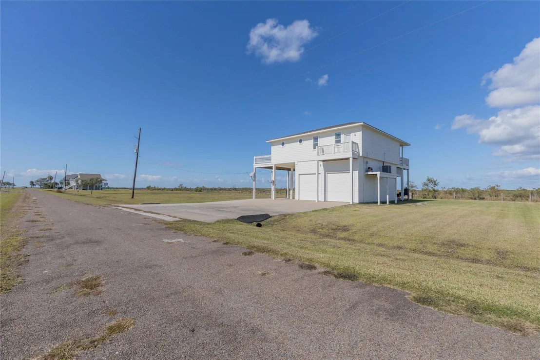 Photo of 128 Cardinal Loop