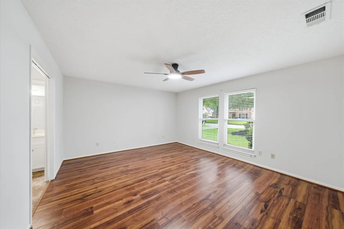 Photo of 12030 Laneview Drive