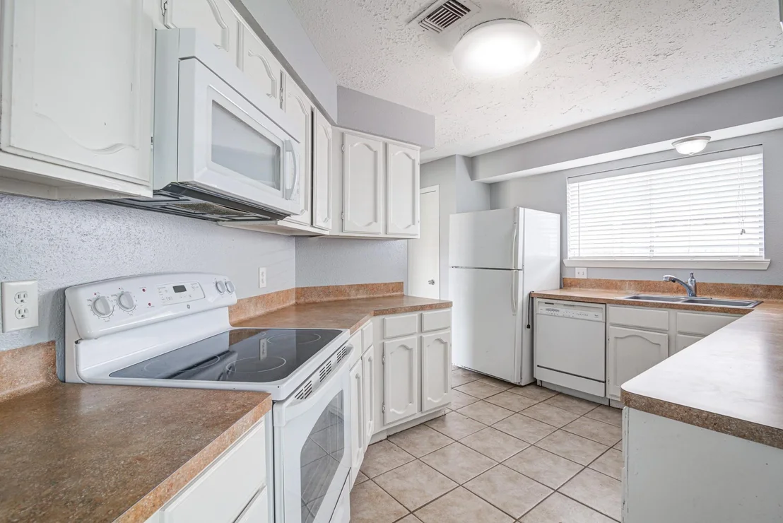 Photo of 10007 Rustic Gate Road