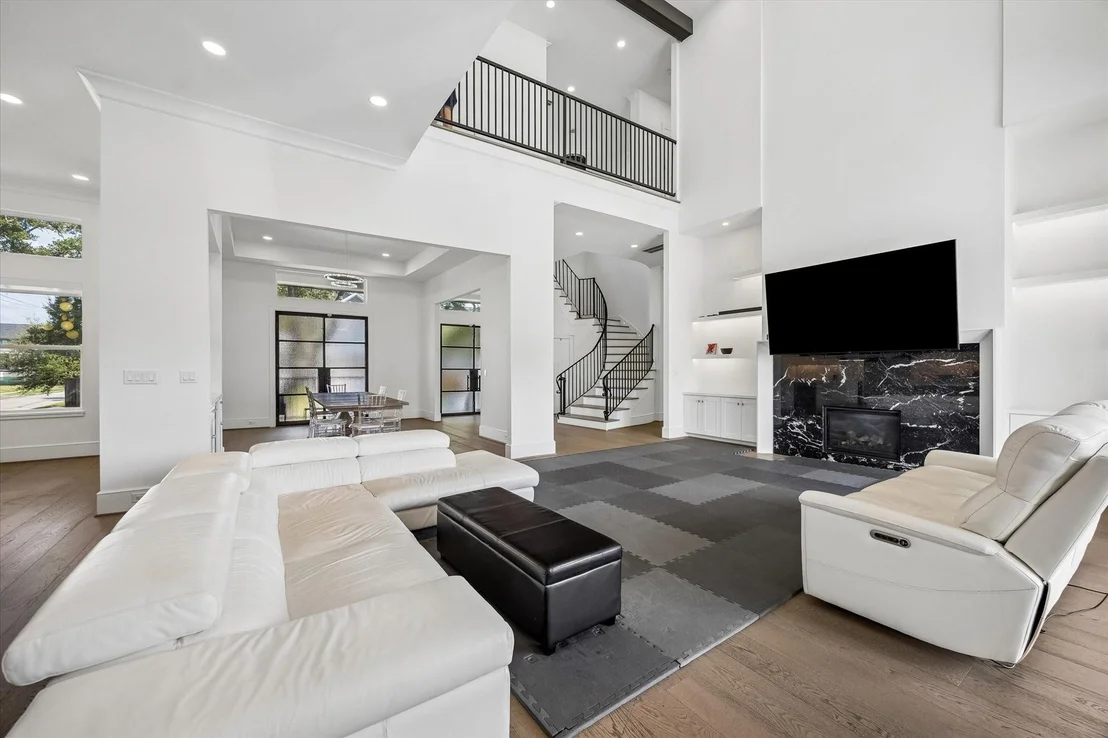 Photo of 4951 Valkeith Drive