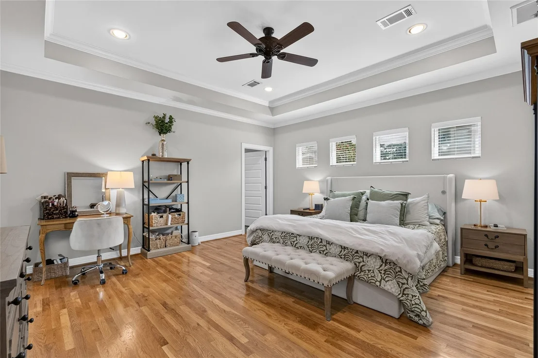 Photo of 1722 Chippendale Road