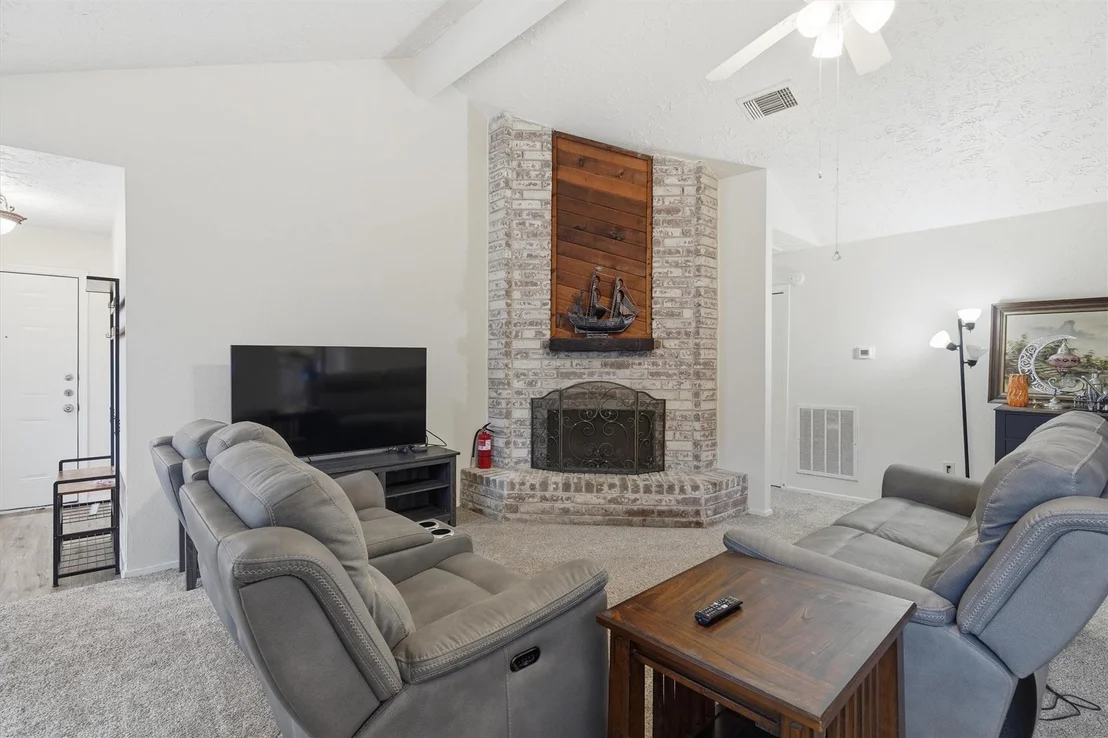 Photo of 16131 Highlander Drive