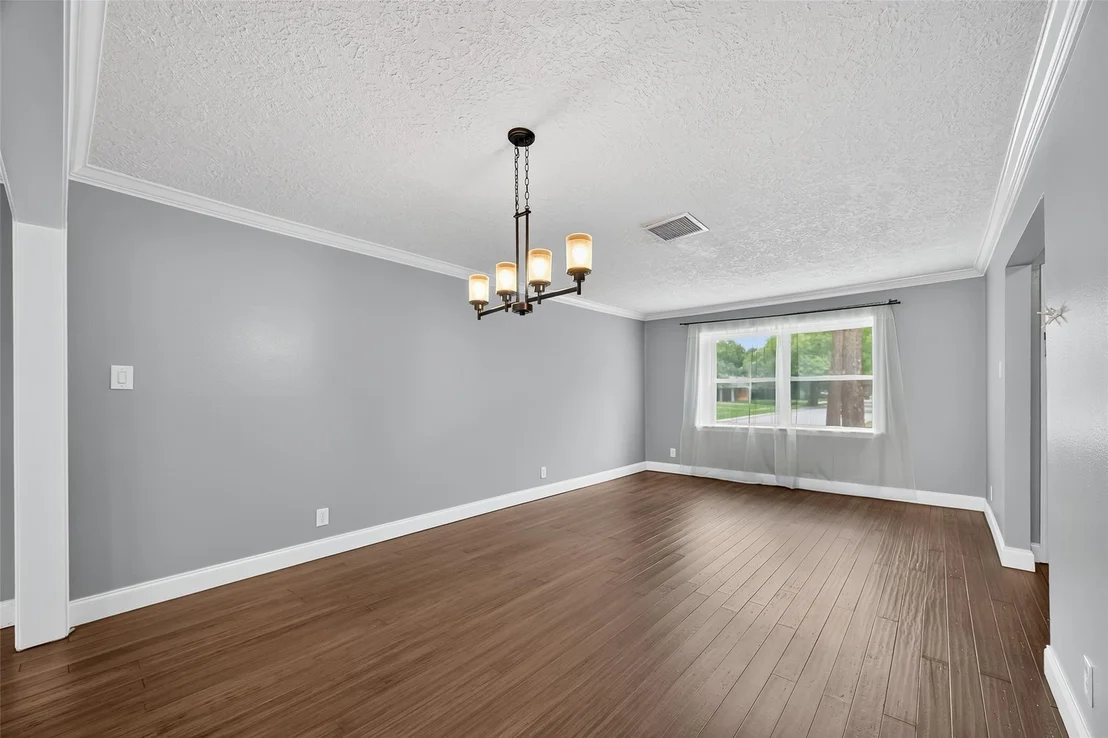 Photo of 11102 Endicott Lane