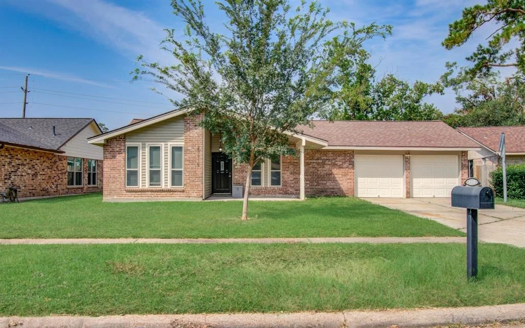 Photo of 23915 Spring Moss Drive