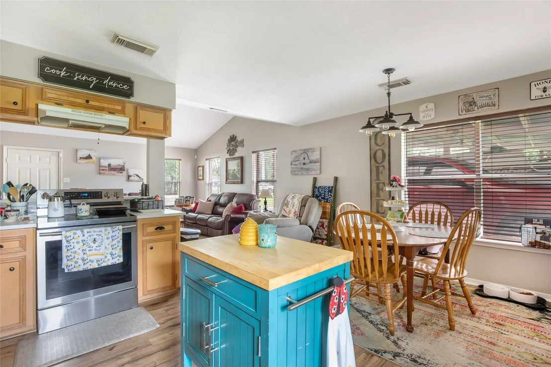 Photo of 282 County Road 6769