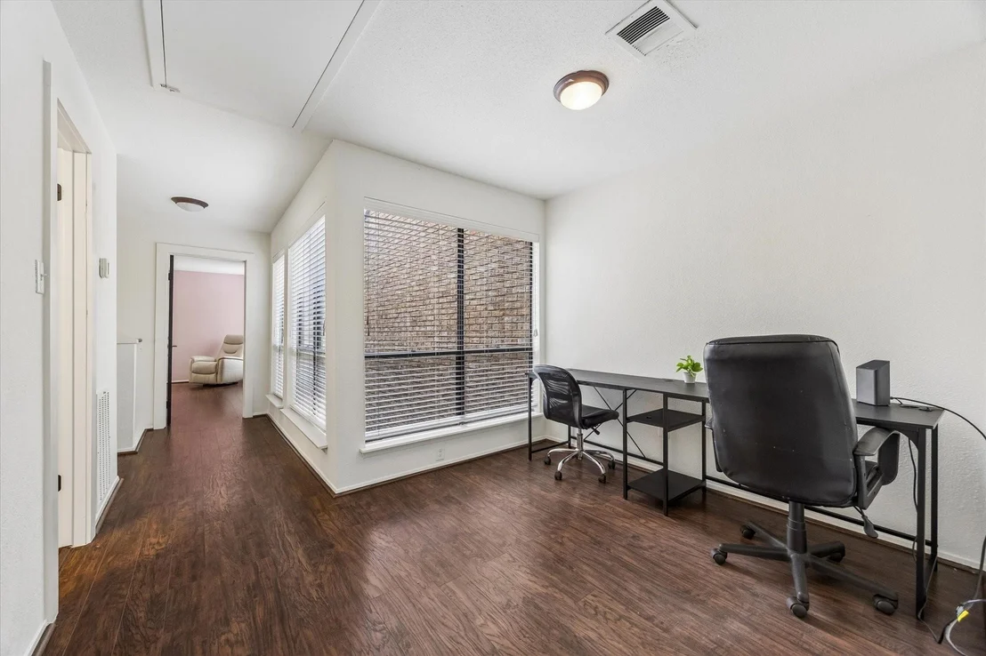 Photo of Unit 3 at 1908 Augusta Drive