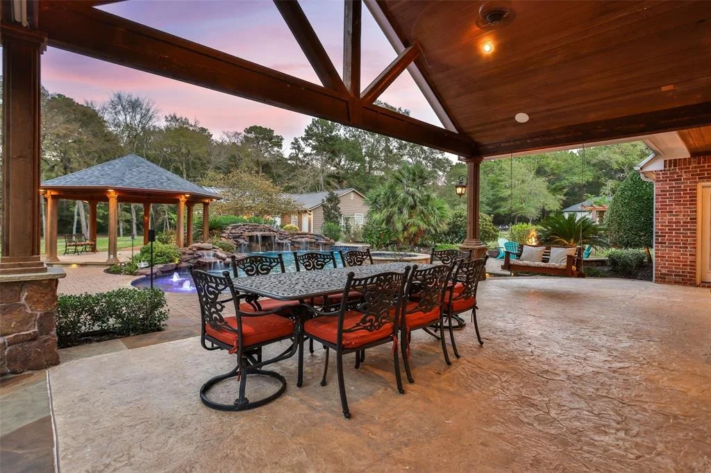 Photo of 14511 Hillside Lane