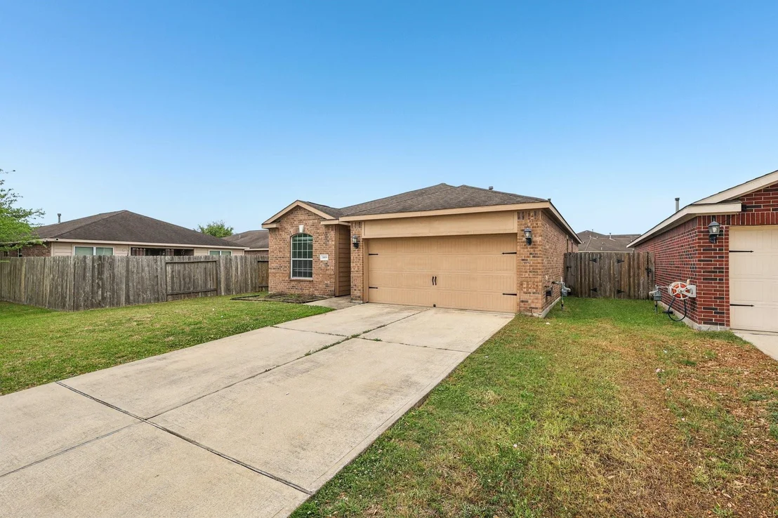 Photo of 1819 Opal Peach Drive