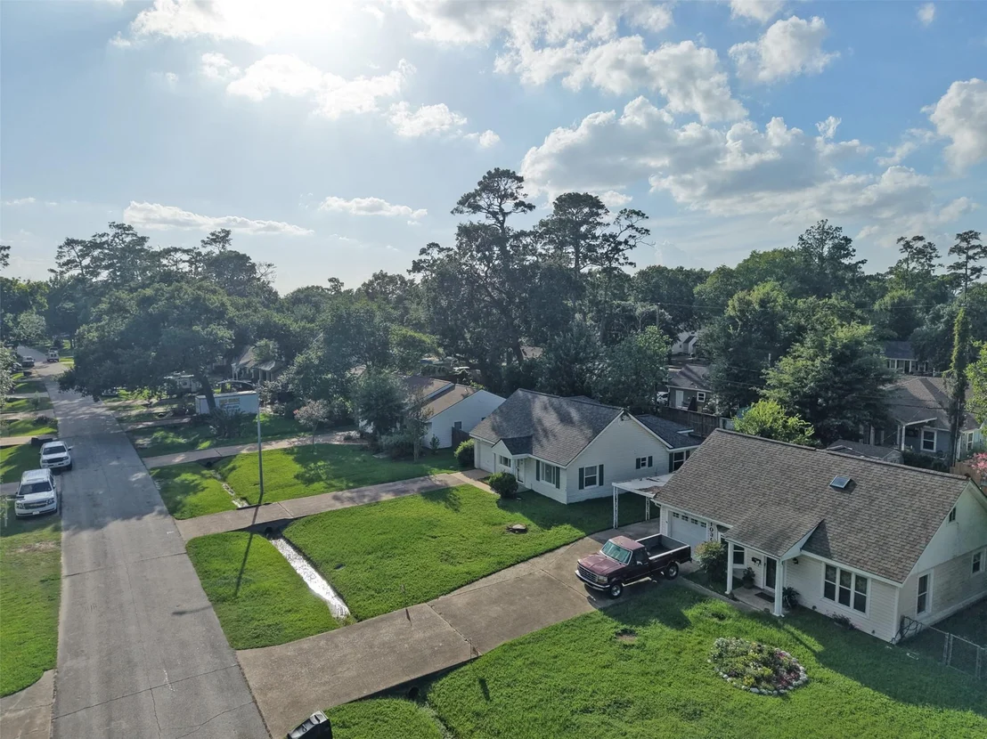 Photo of 1034 Lamonte Lane