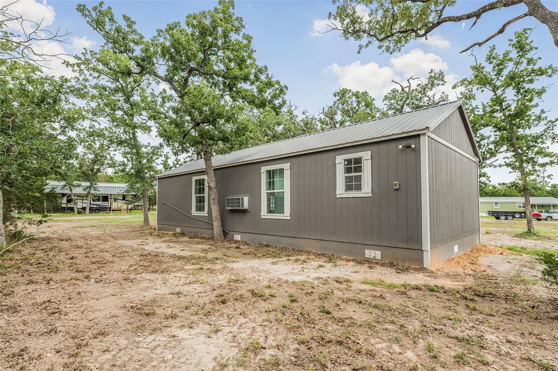 Photo of 405 Wilderness Road