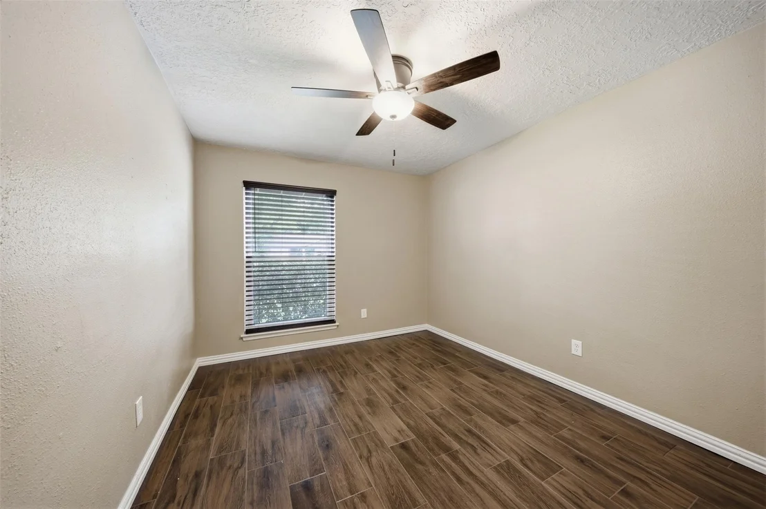Photo of 9418 Kilrenny Drive