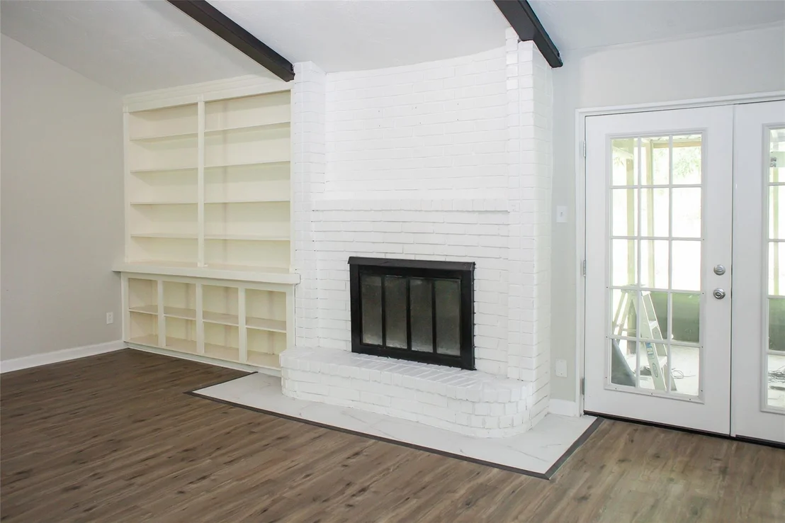 Photo of 912 Robinson Road
