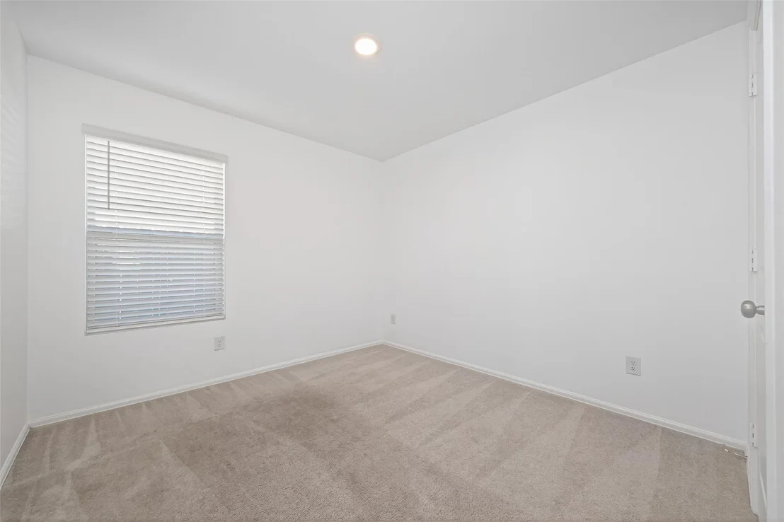 Photo of 21015 Longeni Drive