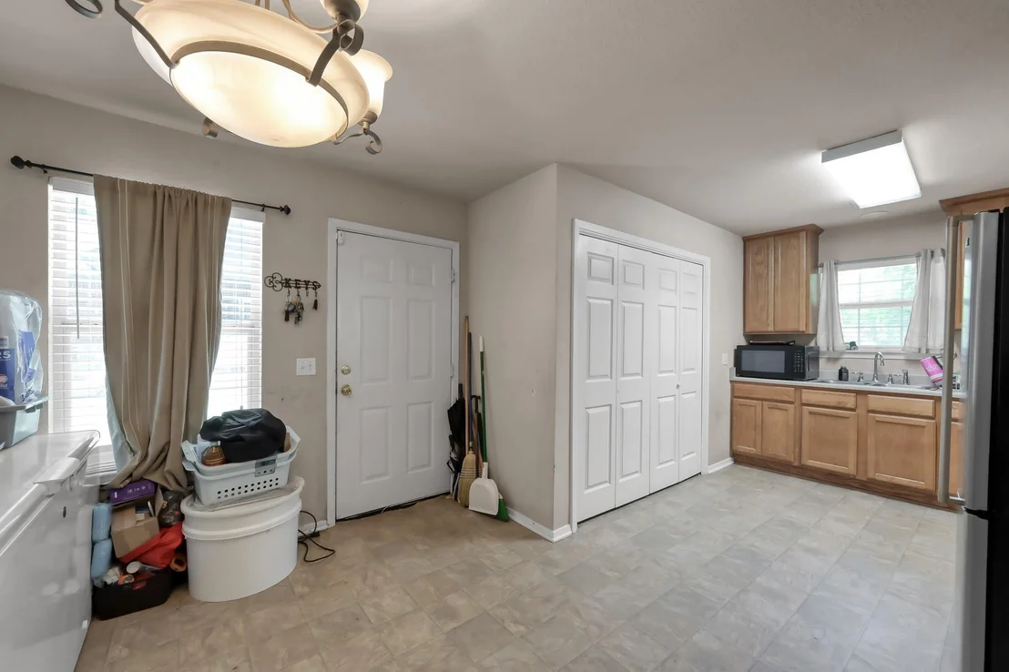 Photo of 805 Webb Street