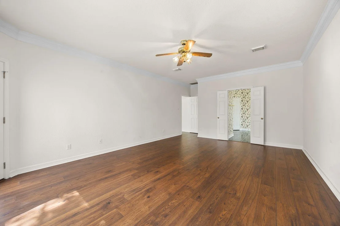 Photo of 911 Old Valley Way
