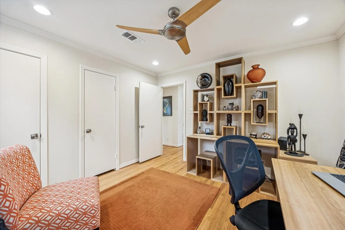 Photo of 4721 Kingfisher Drive