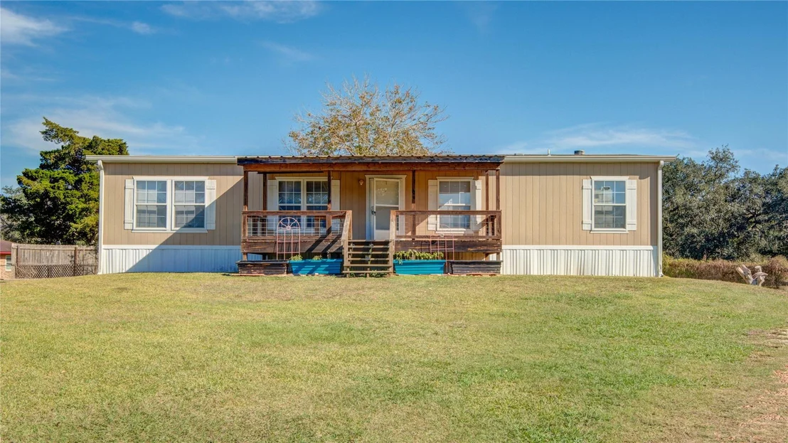 Photo of 4049 County Road 450