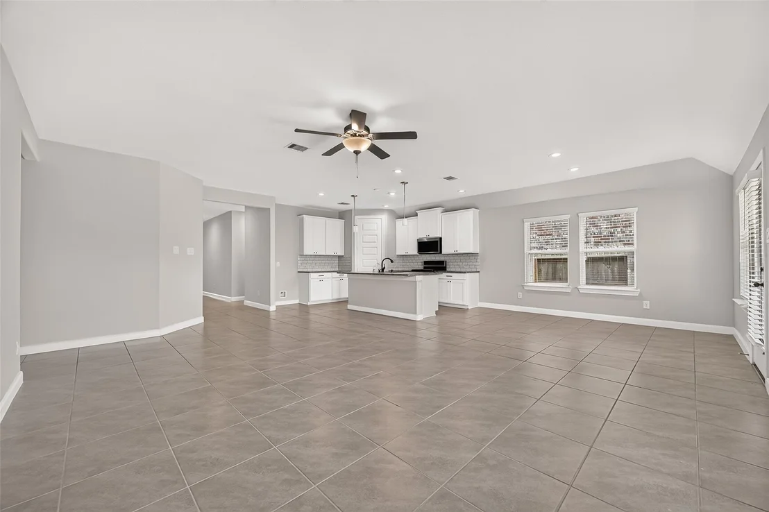 Photo of 8915 Orchid Valley Way