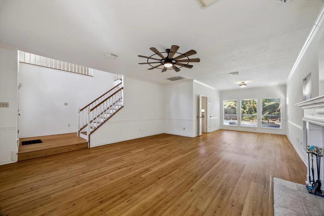Photo of 6523 Inverness Way