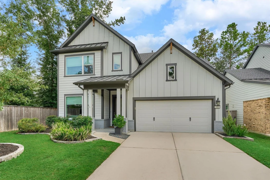 Photo of 320 Bromley Square Drive