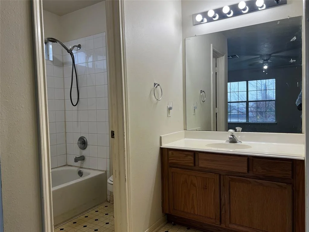 Photo of 4557 Hollow Hook Road