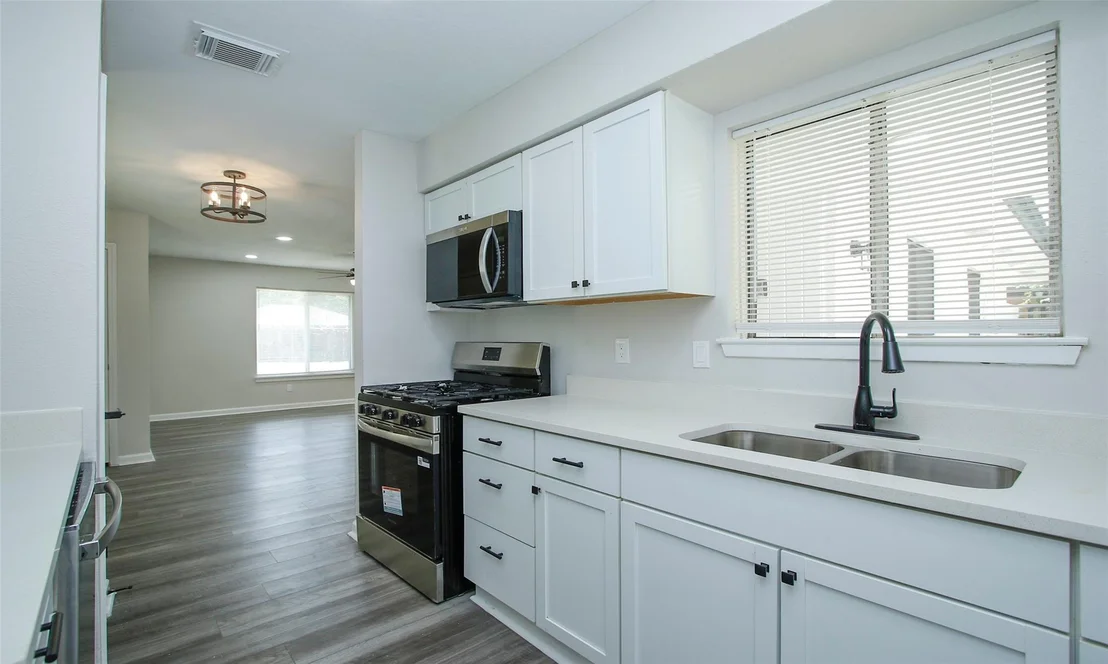 Photo of 11058 Vailview Drive