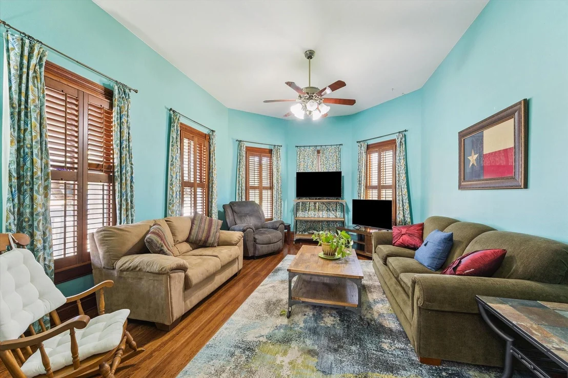 Photo of 305 Hardeman Street