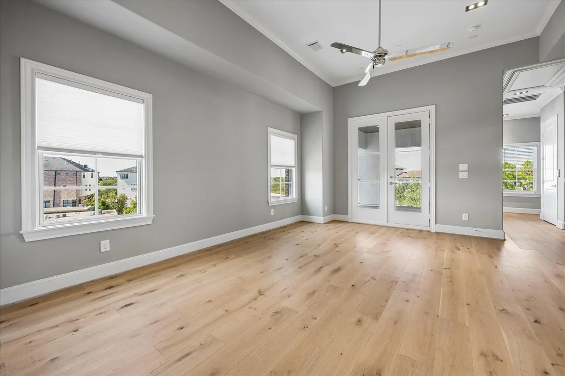Photo of 3828 Glen Arbor Drive