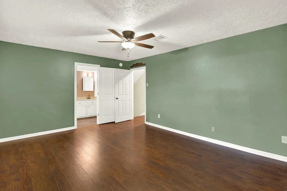 Photo of 15230 Stagecoach Road