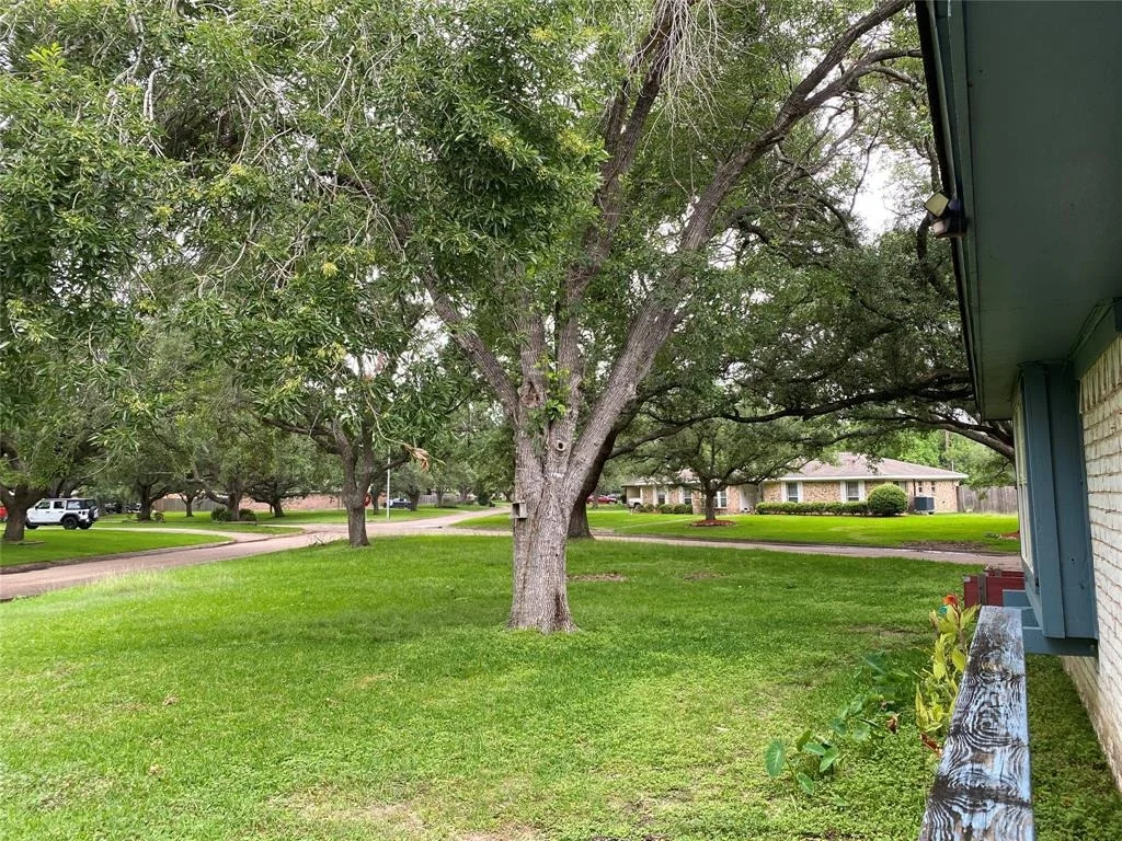 Photo of 108 Crestview Drive