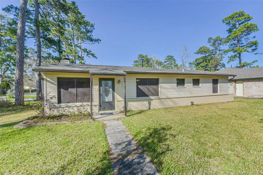 Photo of 227 Cherry Valley Drive