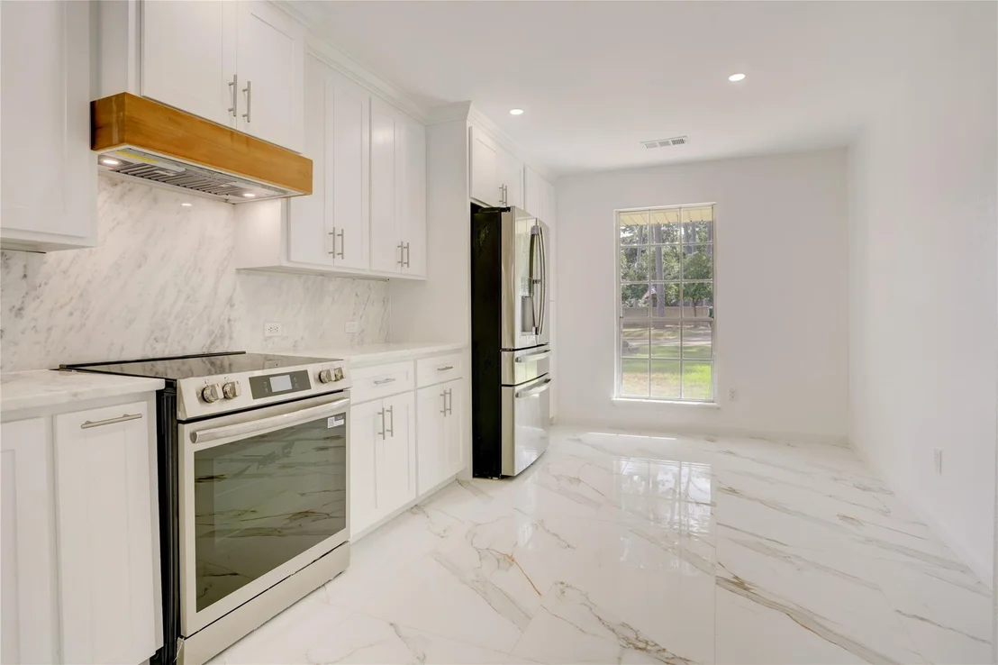 Photo of 6502 Cypress Point Drive