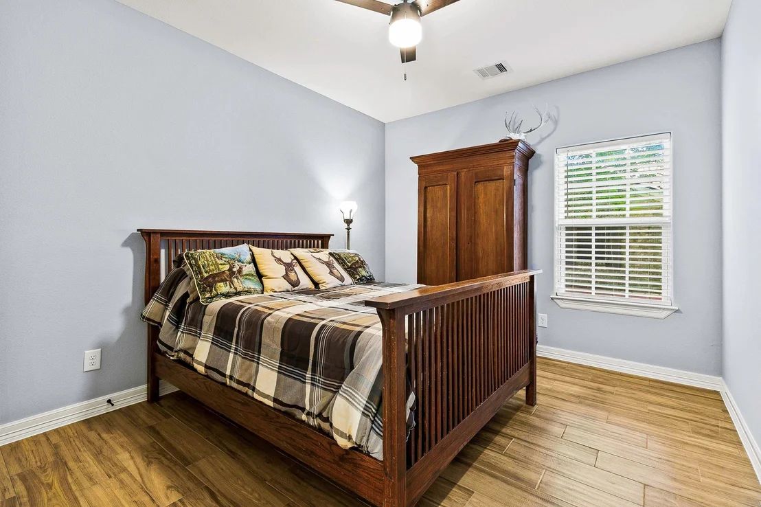 Photo of 105 Coral Gables