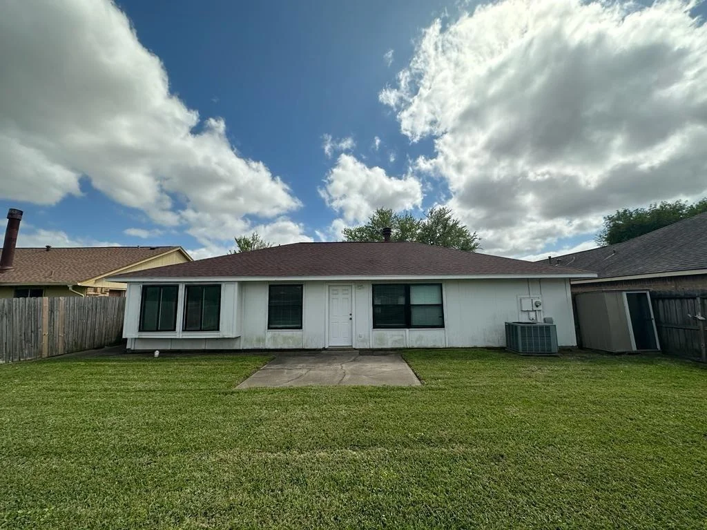 Photo of 10921 Pecan Drive