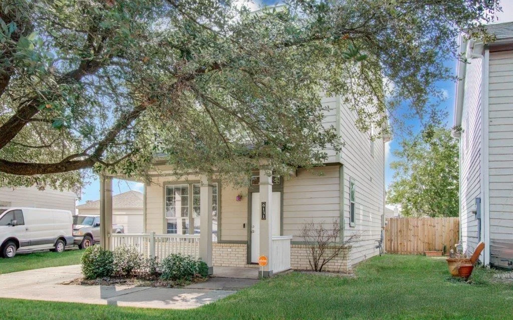 Photo of 6131 Scotchwood Drive